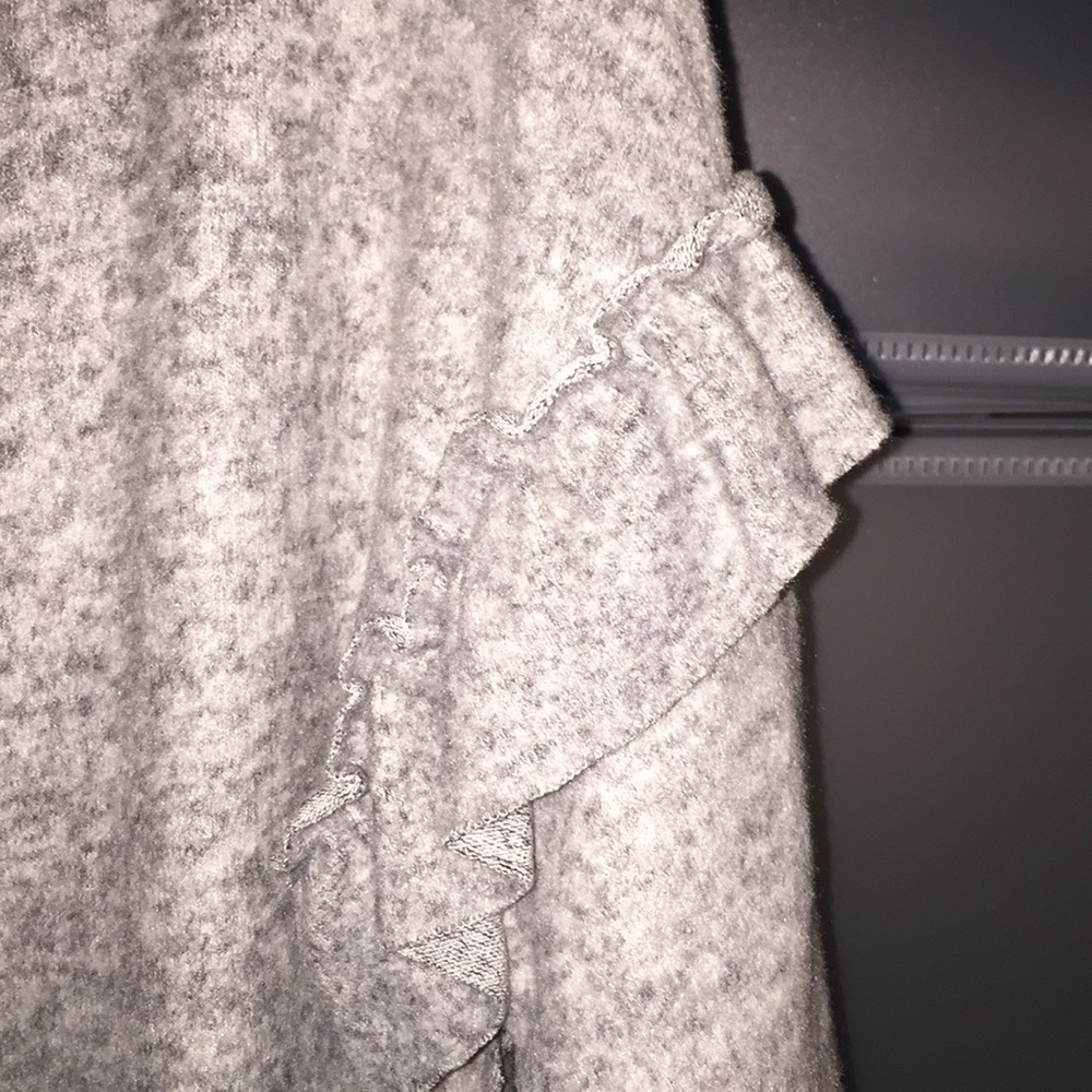 Basic Top - Picture 3 of 3